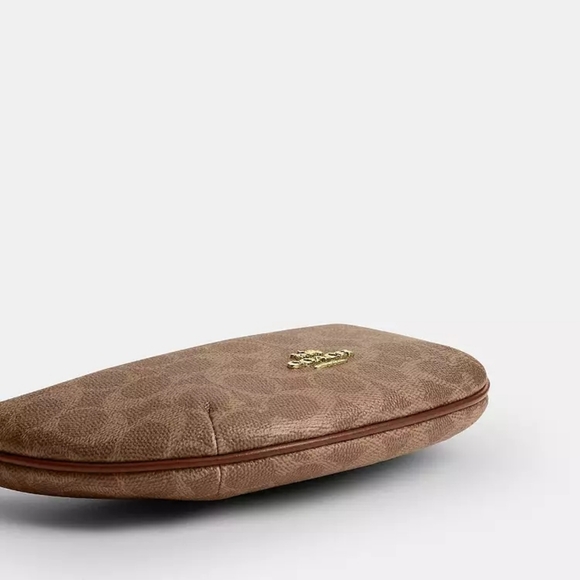 New! Coach Mini Payton BagIn Signature Canvas - Picture 5 of 8